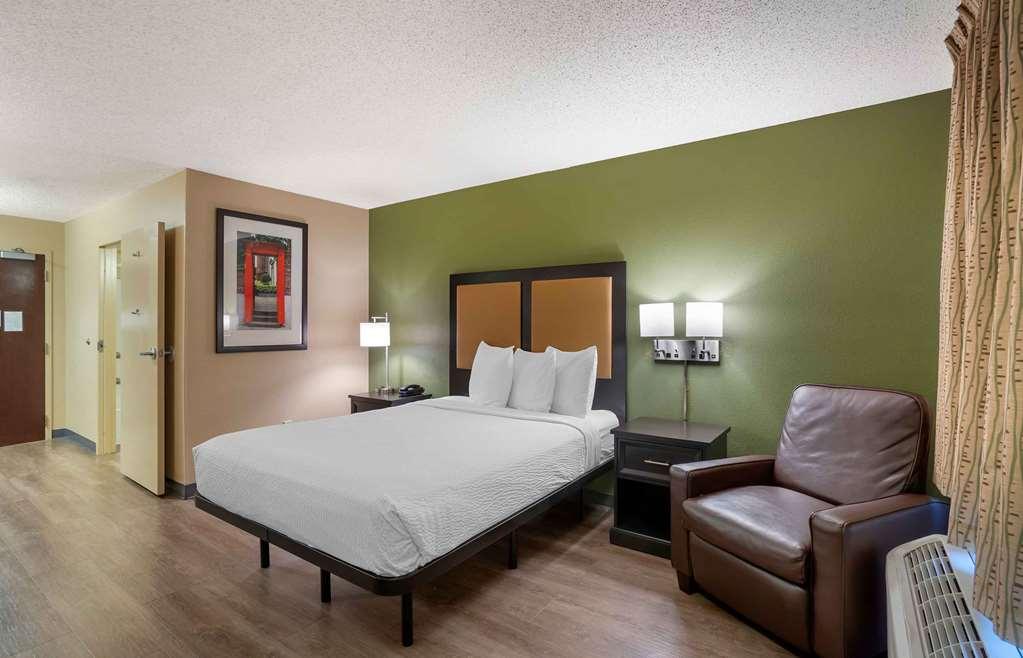 Extended Stay America Select Suites - Springfield - South Habitación foto